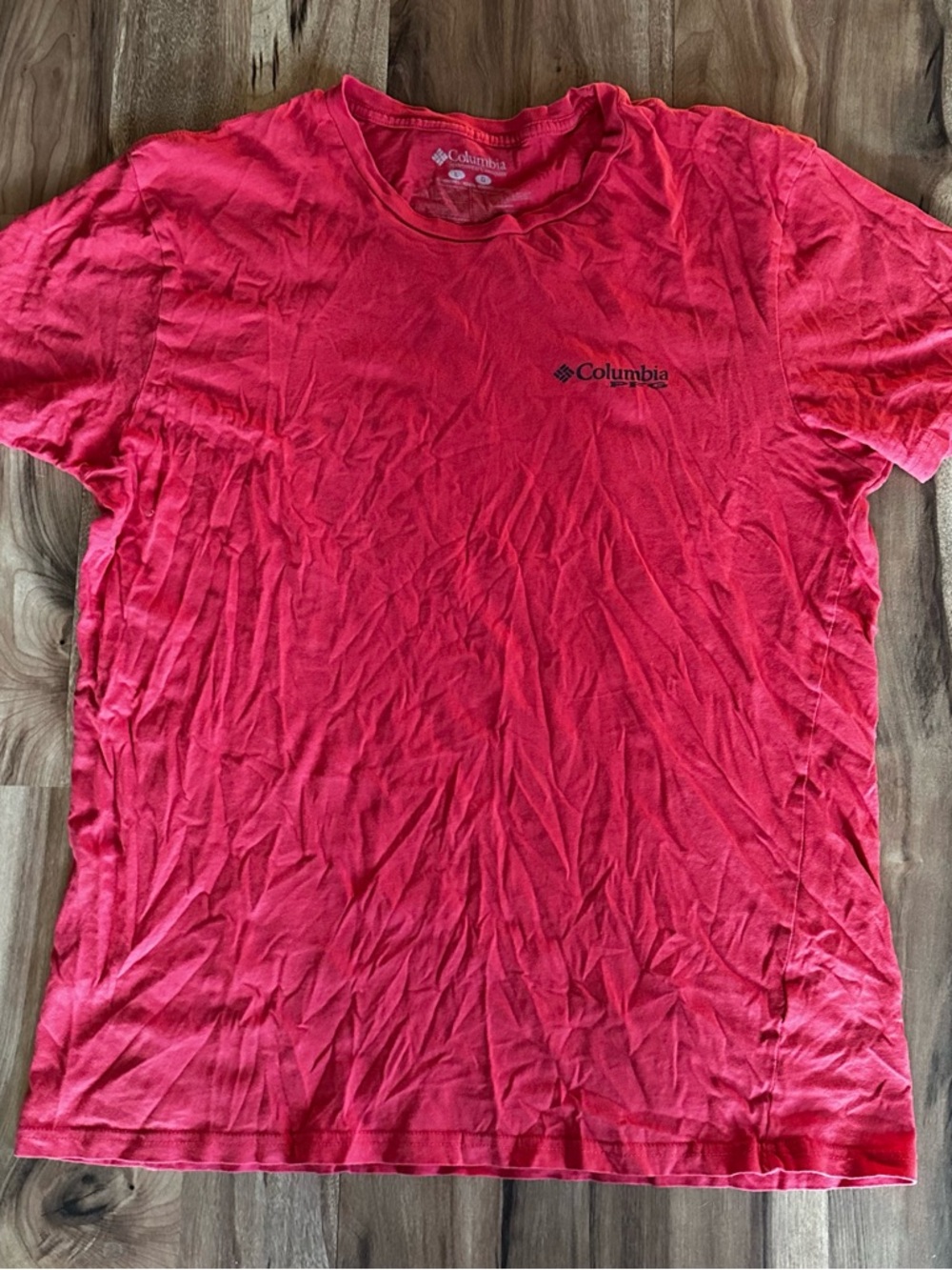 Columbia Men’s Bright Red Short Sleeve Logo Tee